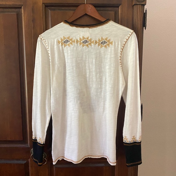 Double D Ranch White and Black Long Sleeve Top - Picture 2 of 7